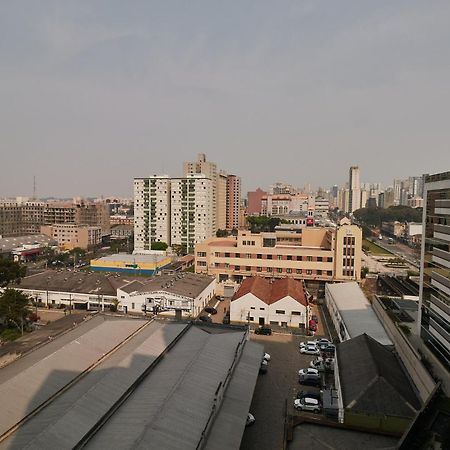 Estudio Aconchegante No Centro De Curitiba - Ar Condicio E Localizacao Perfeita! Bagian luar foto