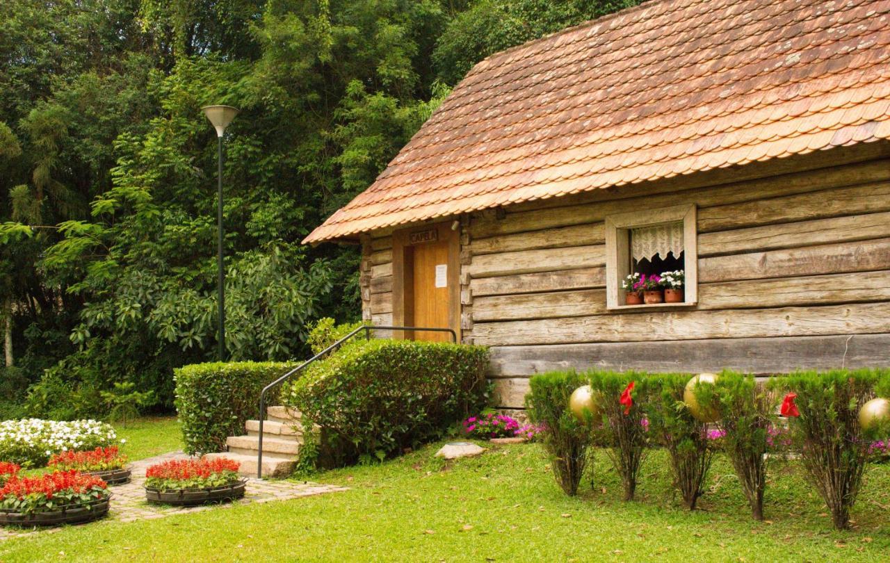 Estudio Aconchegante No Centro De Curitiba - Ar Condicio E Localizacao Perfeita! Bagian luar foto