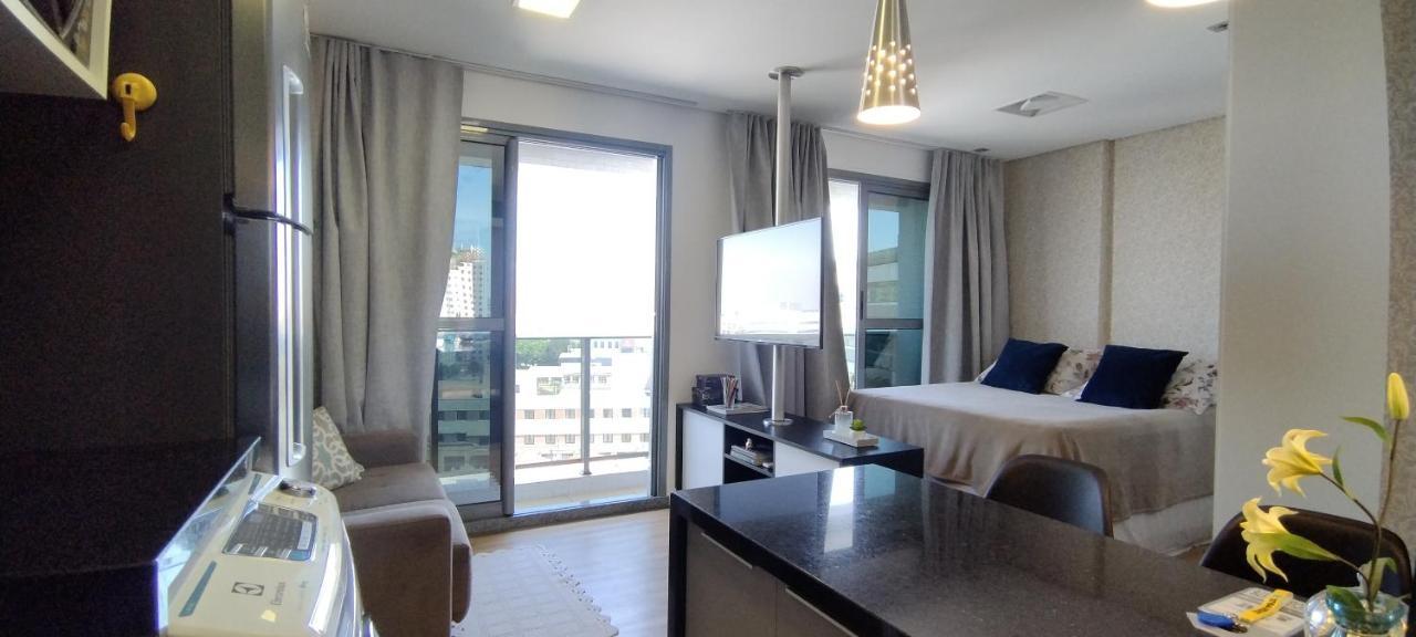 Estudio Aconchegante No Centro De Curitiba - Ar Condicio E Localizacao Perfeita! Bagian luar foto