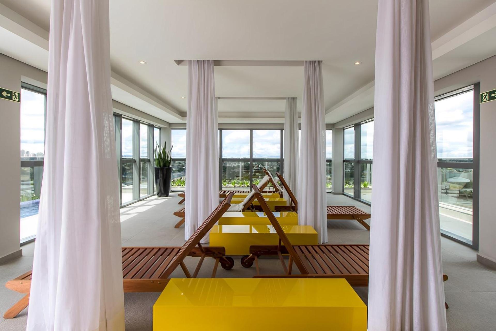 Estudio Aconchegante No Centro De Curitiba - Ar Condicio E Localizacao Perfeita! Bagian luar foto