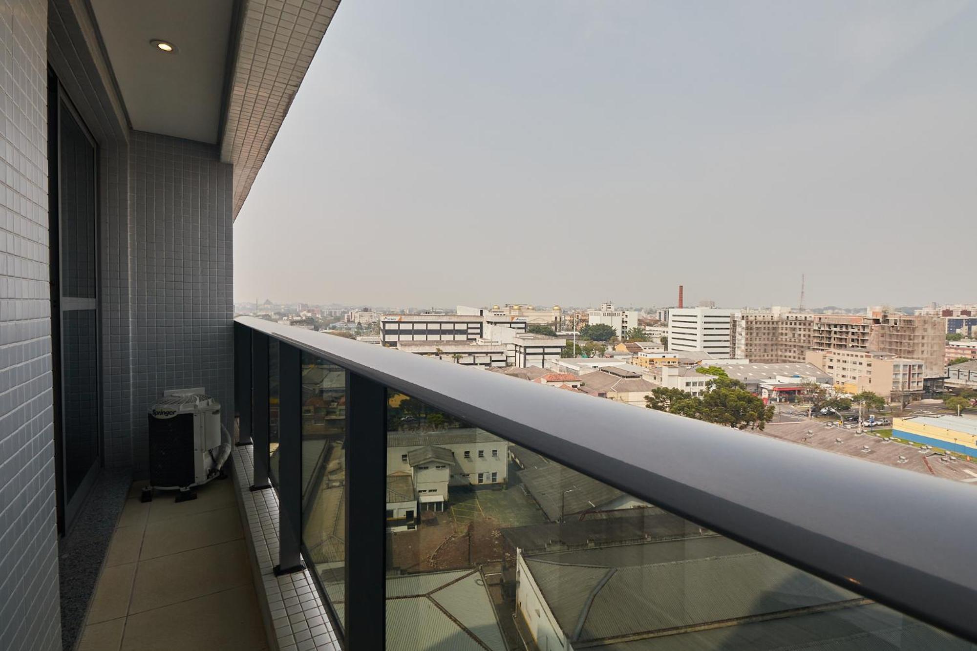Estudio Aconchegante No Centro De Curitiba - Ar Condicio E Localizacao Perfeita! Bagian luar foto